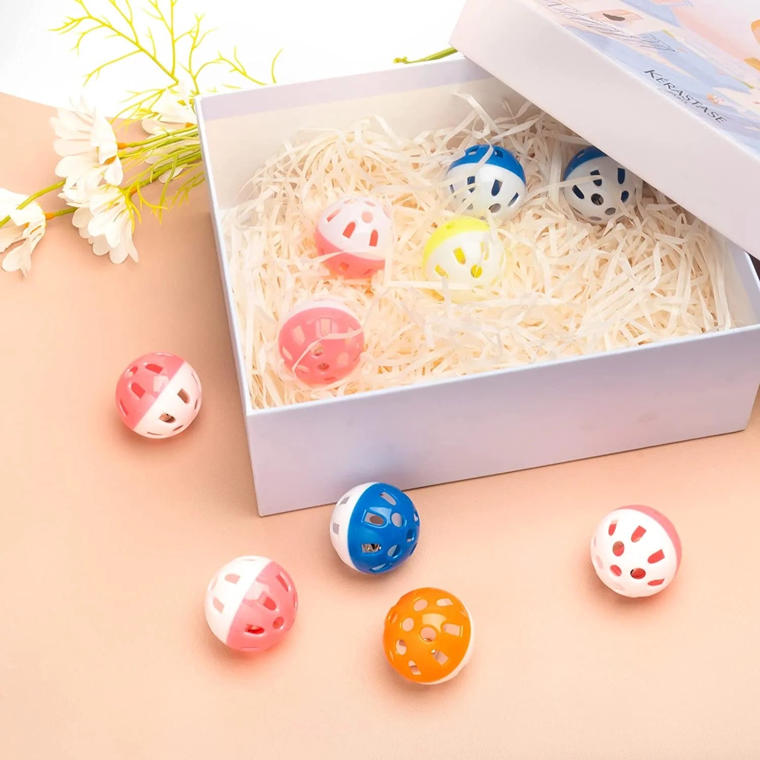 10 Pieces Pet Cat Kitten Play Balls with Jingle Bell Pounce Rattle Toy Random Color